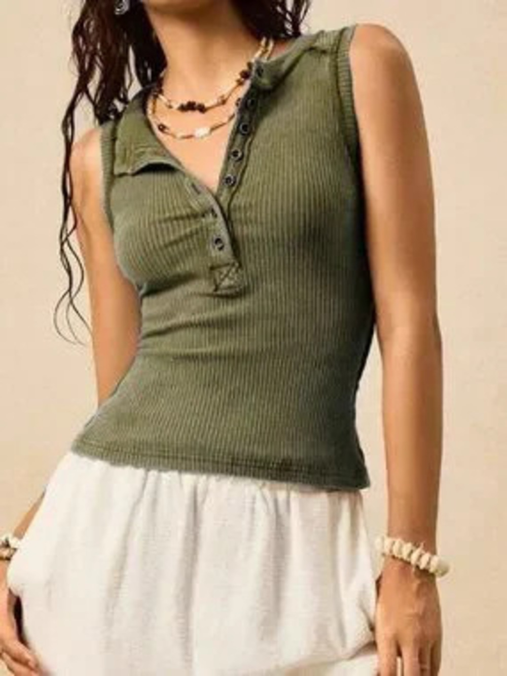 Green Casual Women's Ribbed Sleeveless Button T-Shirt